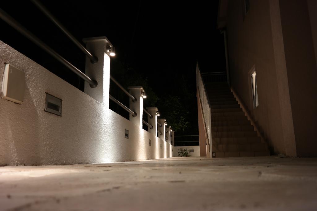 Apartments Lalevic Donji Morinj Exterior foto